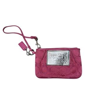 Coach | Poppy Signature Sateen Wristlet in Hot Pink
